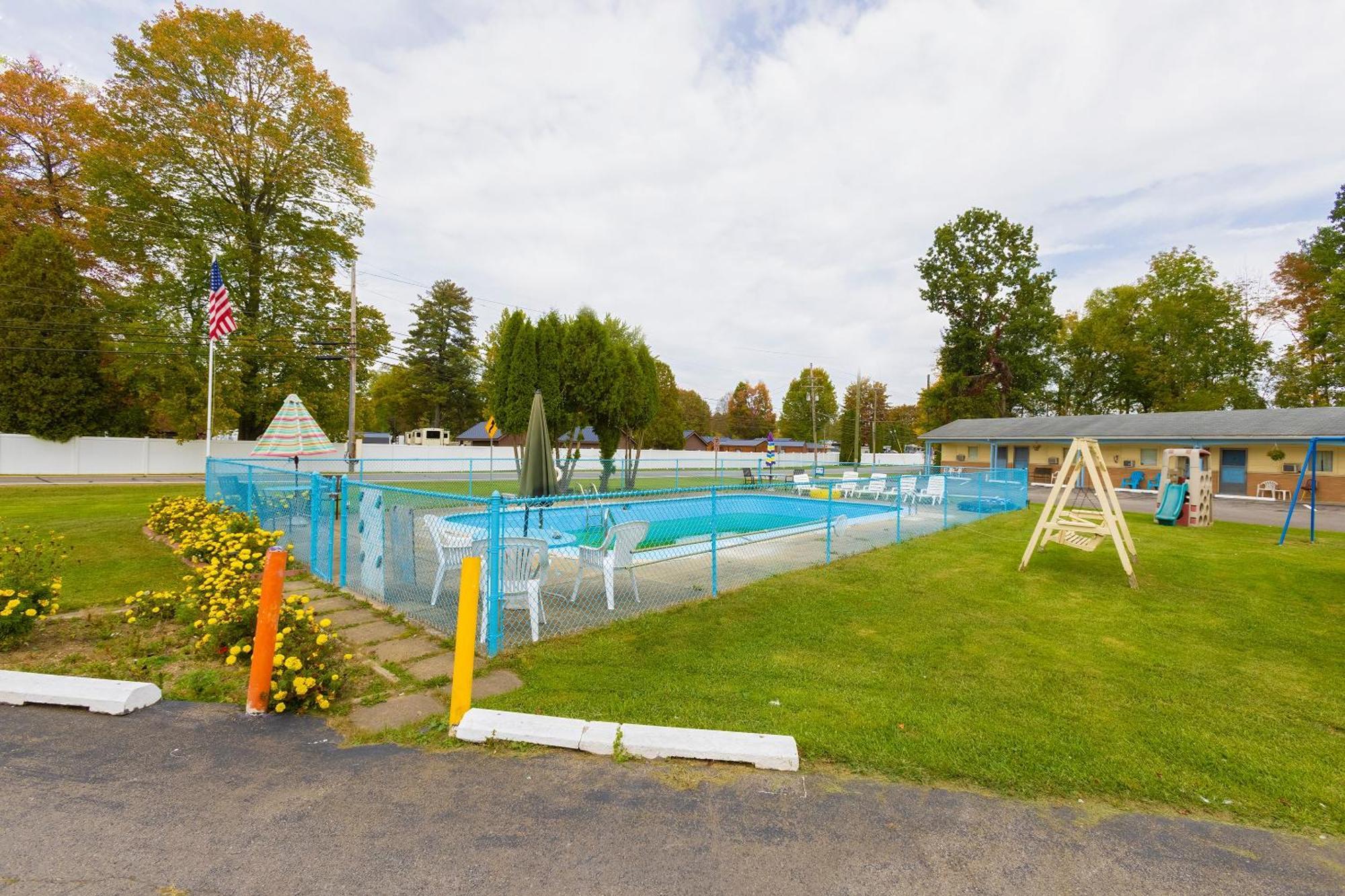 Parkside Motel By Oyo Meadville Conneaut Lake Conneaut Lakeshore Esterno foto