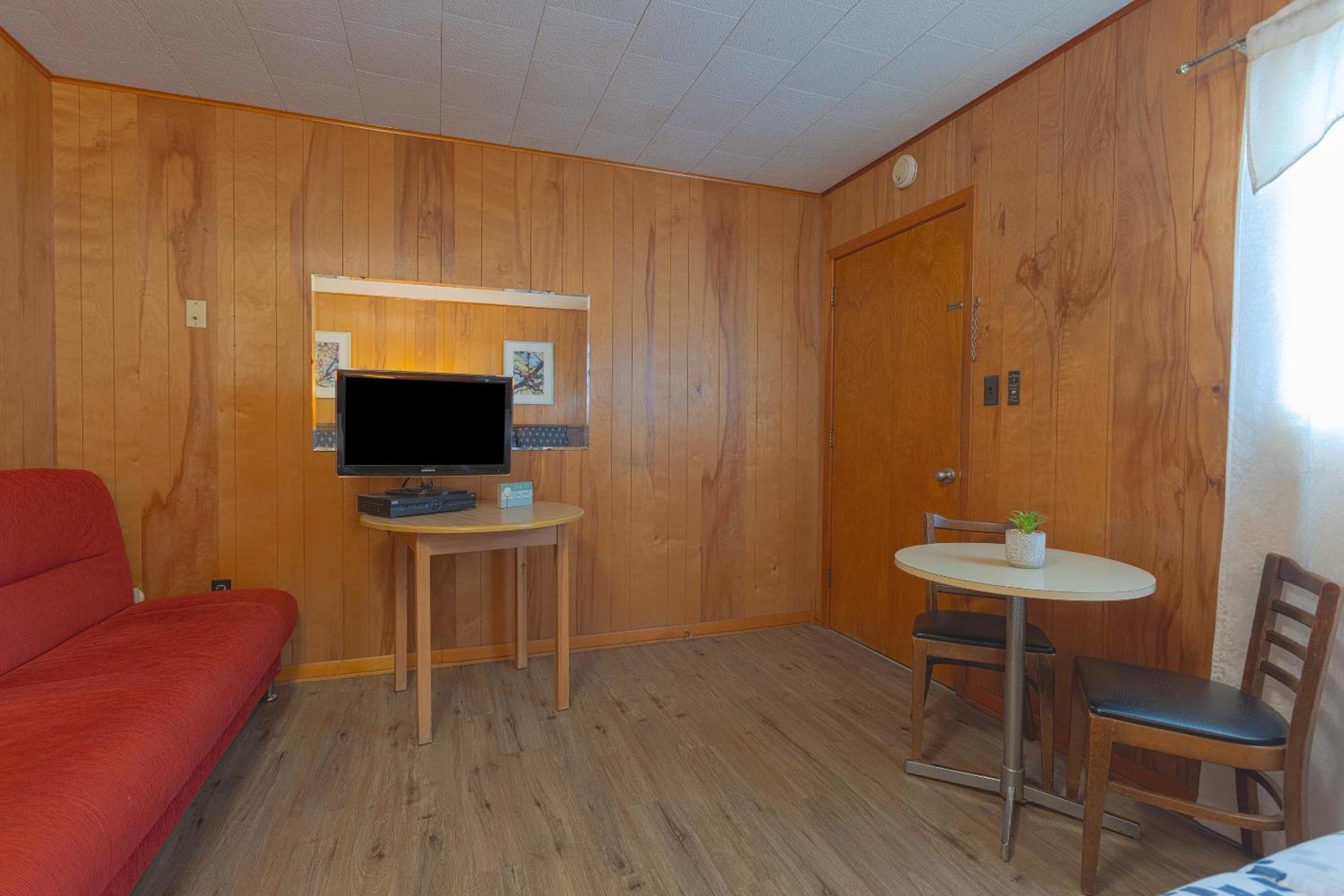 Parkside Motel By Oyo Meadville Conneaut Lake Conneaut Lakeshore Esterno foto