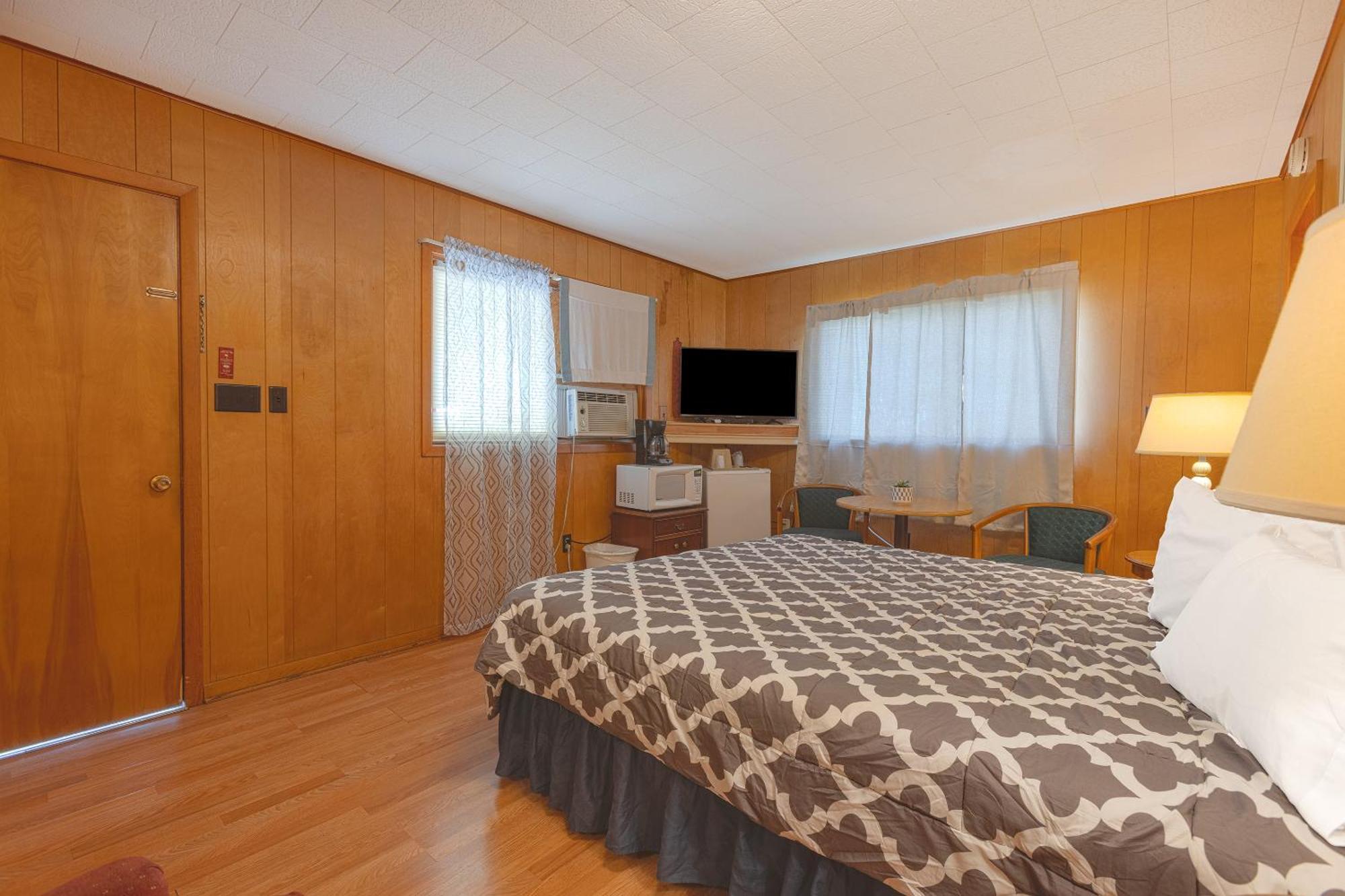 Parkside Motel By Oyo Meadville Conneaut Lake Conneaut Lakeshore Esterno foto